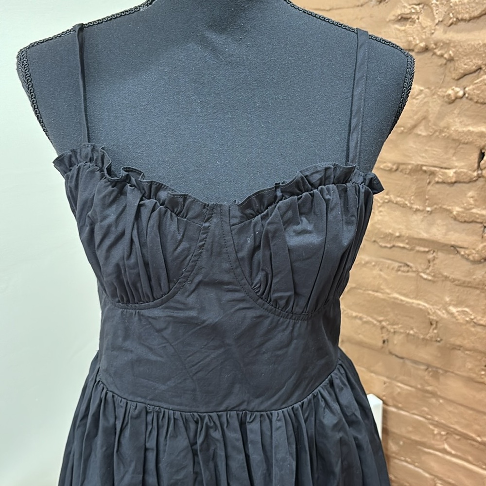 Elegant Black Sweetheart Cami Midi Dress size medium - Picture 4 of 9